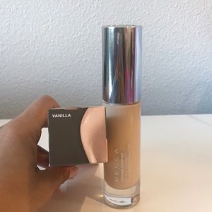BECCA Makeup - Becca Ultimate Coverage 24 HR Foundation BECCA Makeup - Becca Ultimate Coverage 24 HR Foundation
